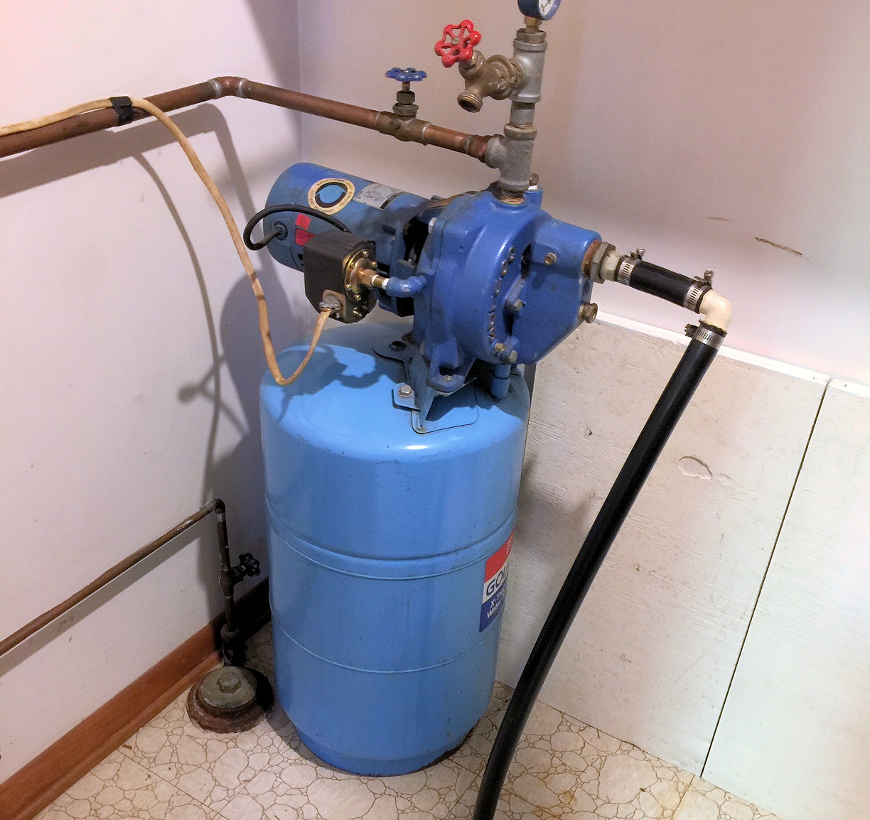 Cistern equipment